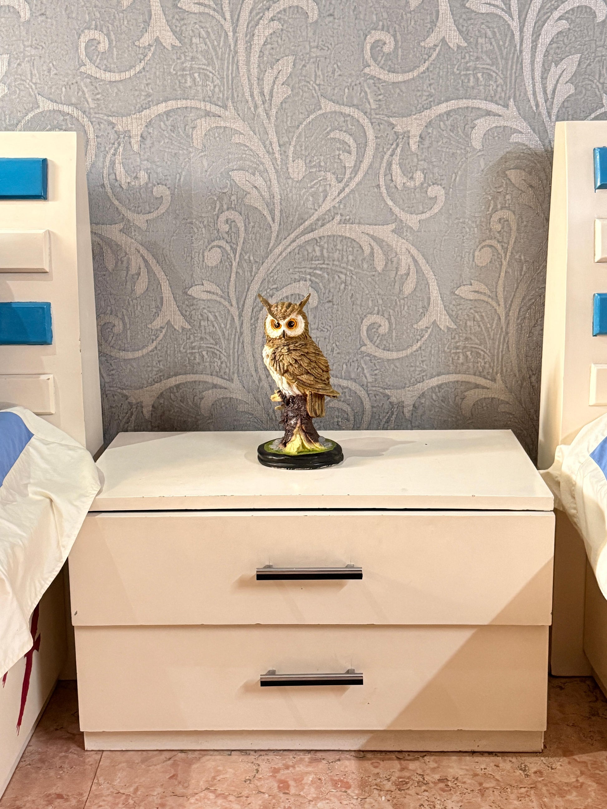 Majestic Owl Figurine – Symbol of Wisdom & Elegance