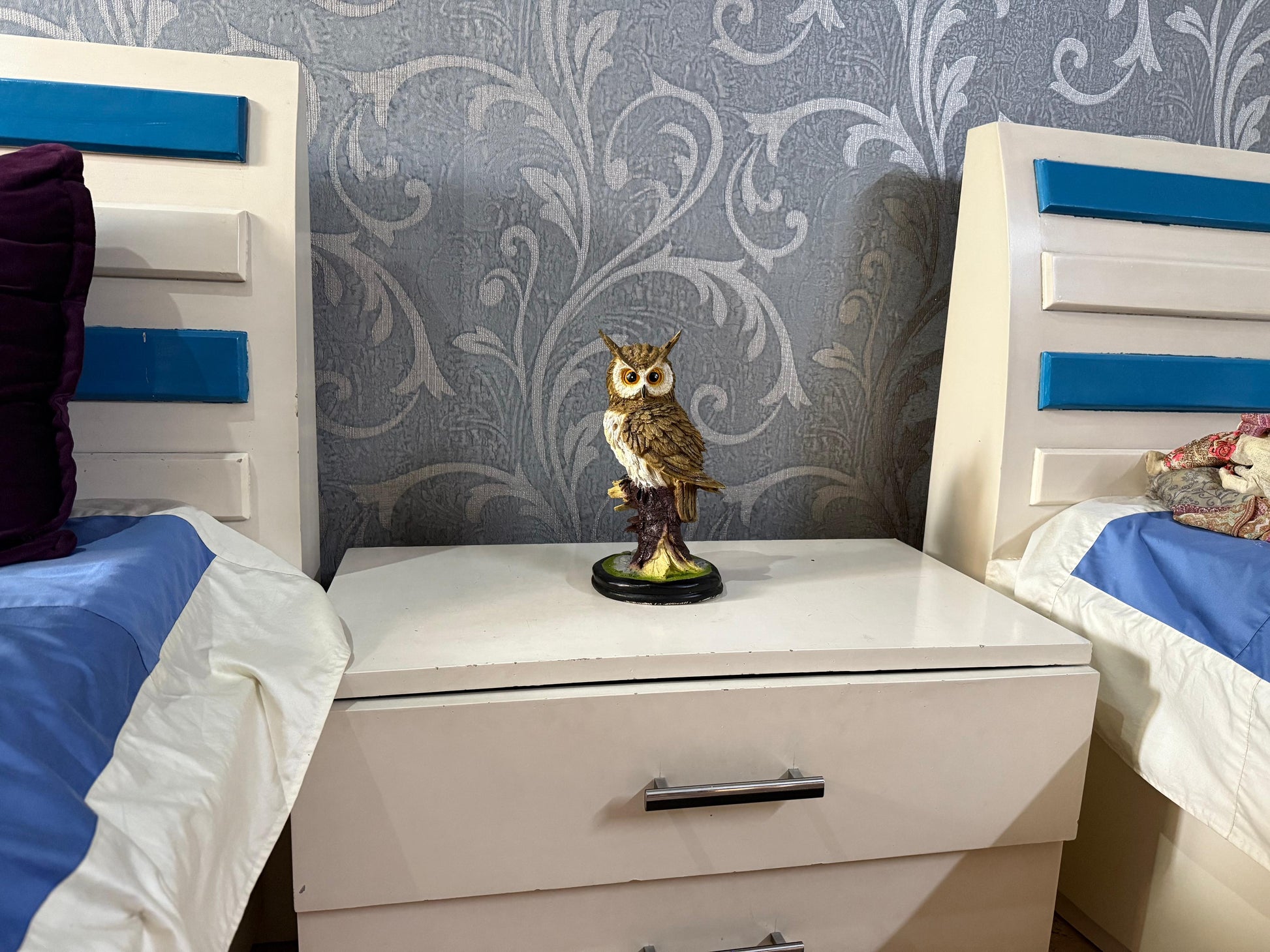 Majestic Owl Figurine – Symbol of Wisdom & Elegance