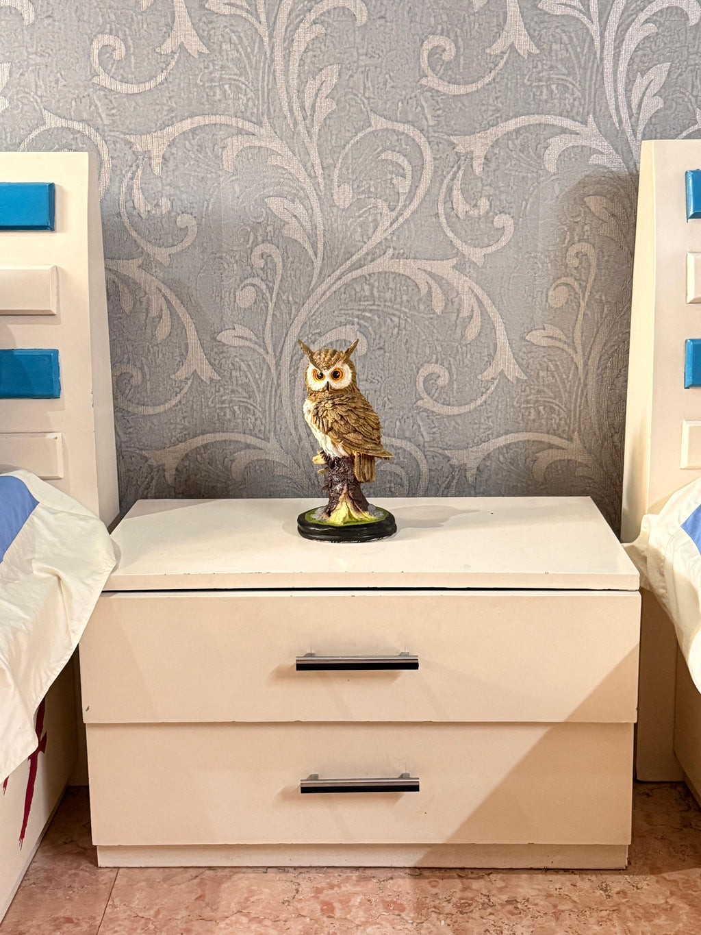 Majestic Owl Figurine – Symbol of Wisdom & Elegance
